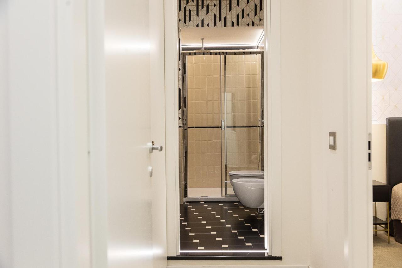 Apartment Lovely New Home, Piazza San Cosimato! Rom